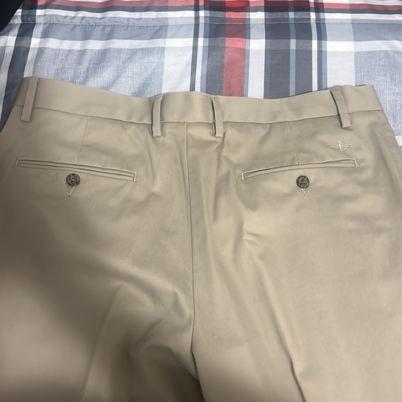 Dockers Men's Khaki Chinos! - Picture 4 of 5